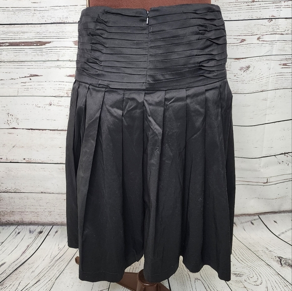 Robert Rodriguez Black High Waist Pleated Skirt Size 6 - Picture 4 of 6